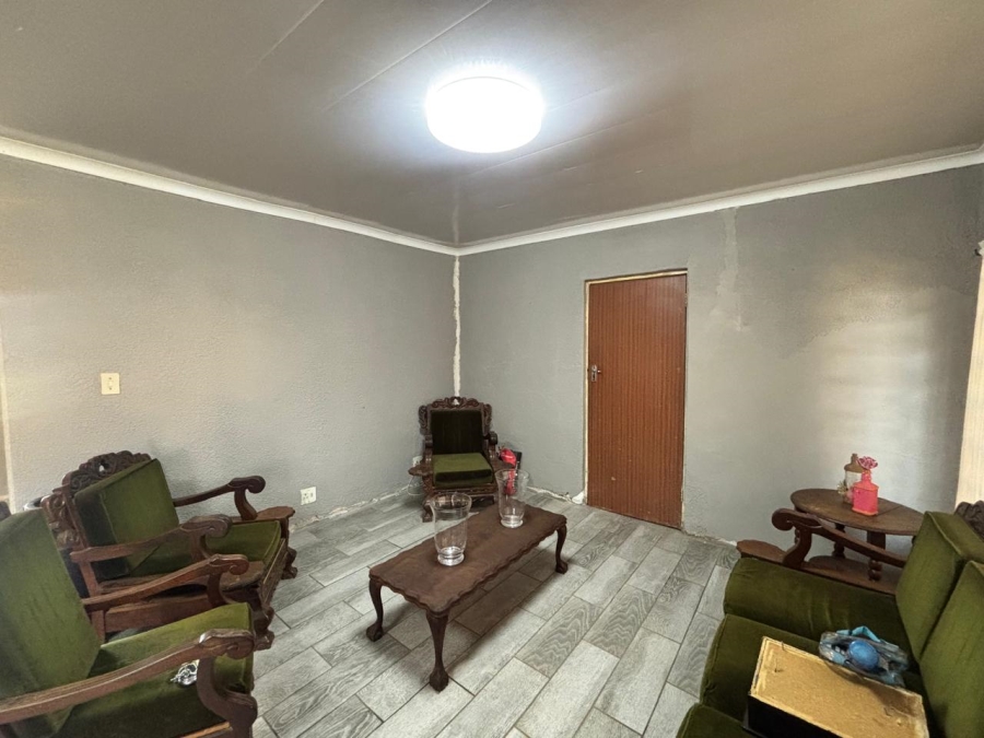 4 Bedroom Property for Sale in Roosheuwel North West